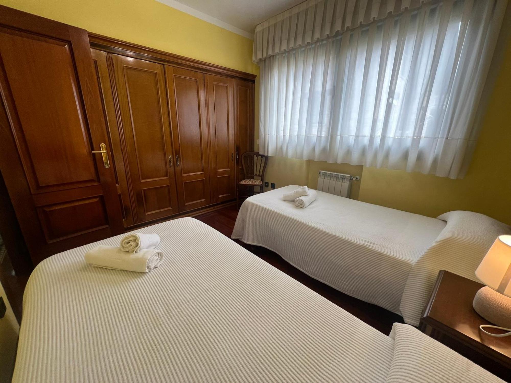 Gestiona2R- Casa Grande En El Centro De Llanes Villa Kültér fotó