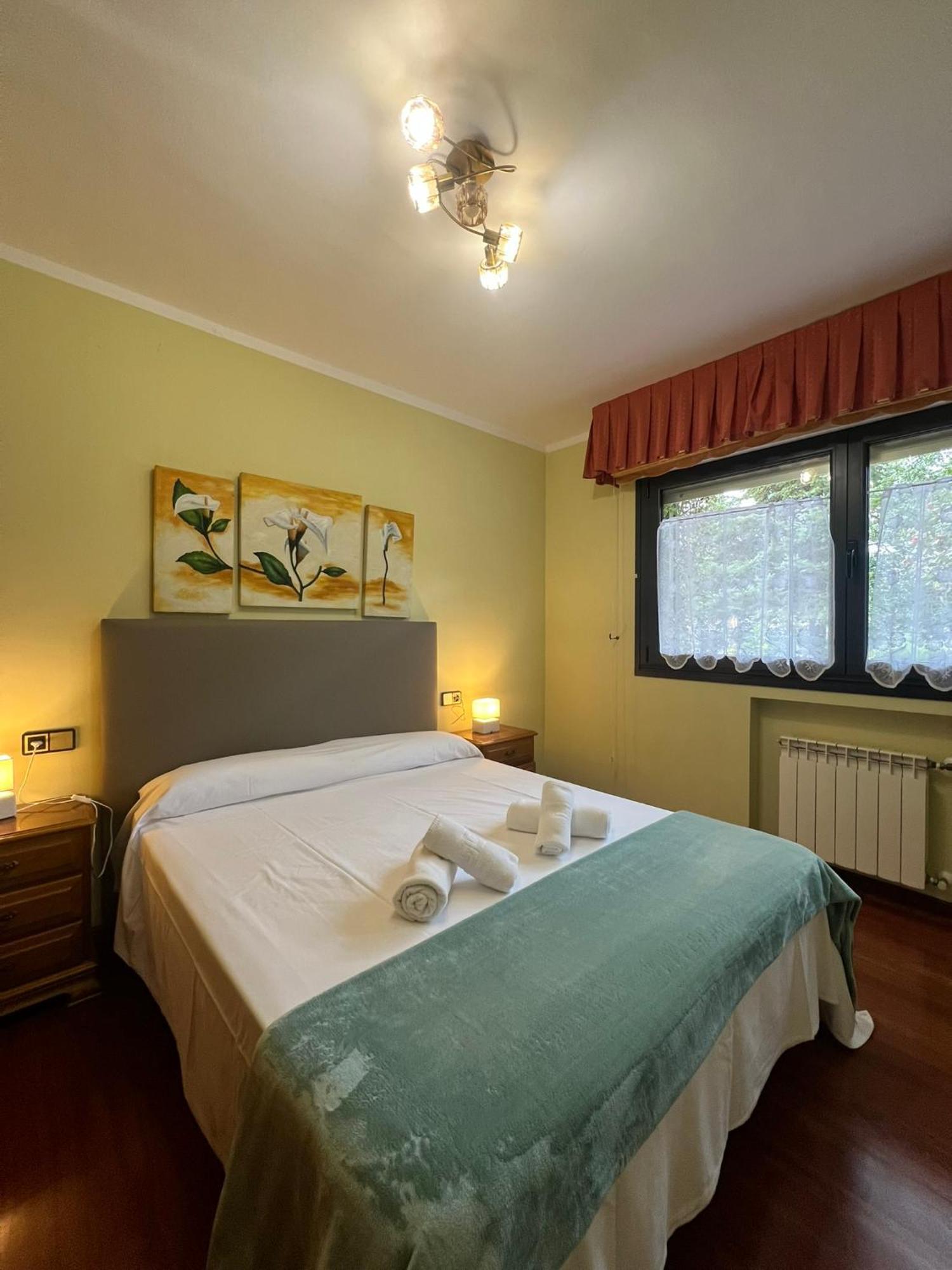 Gestiona2R- Casa Grande En El Centro De Llanes Villa Kültér fotó