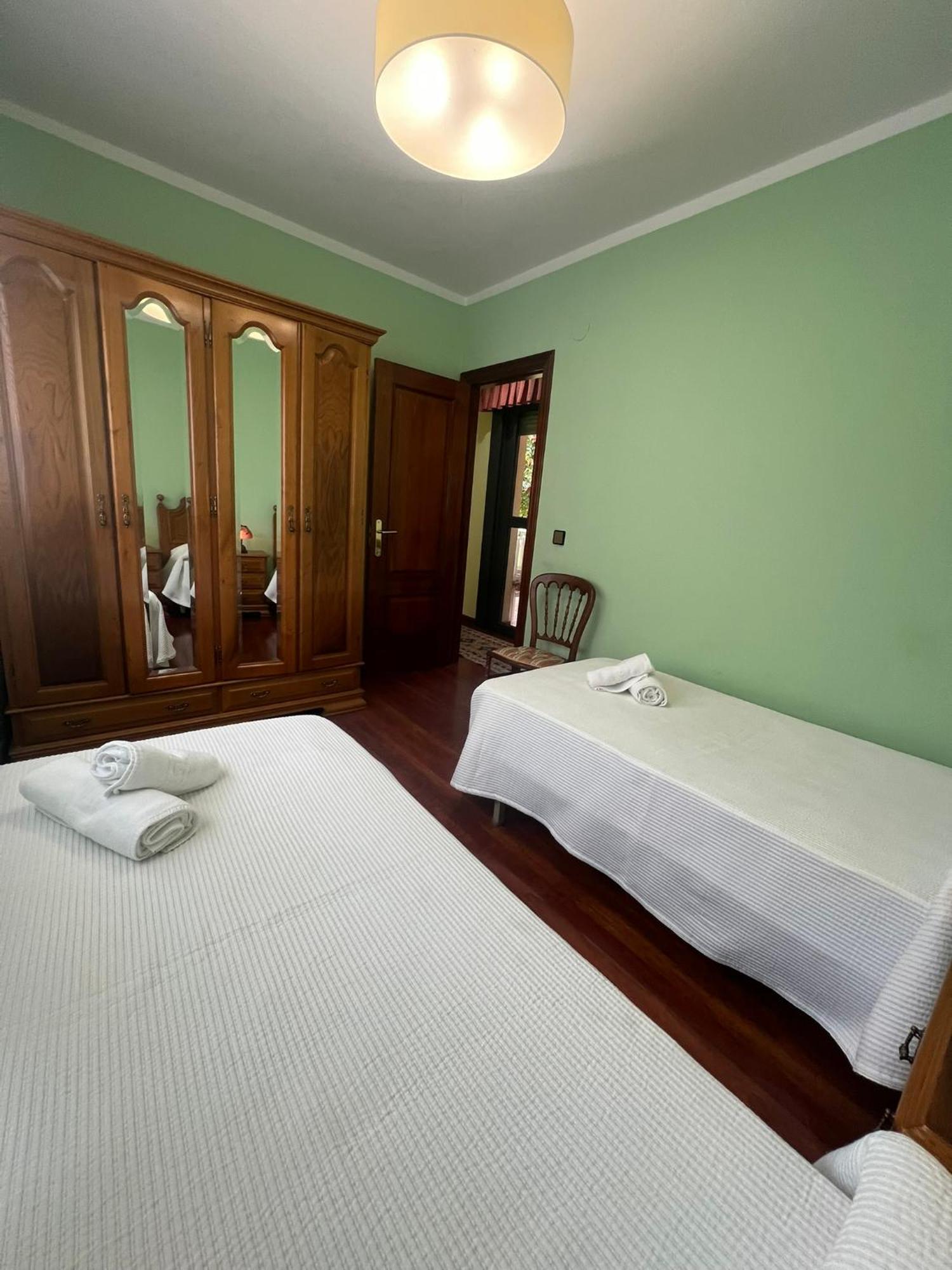 Gestiona2R- Casa Grande En El Centro De Llanes Villa Kültér fotó