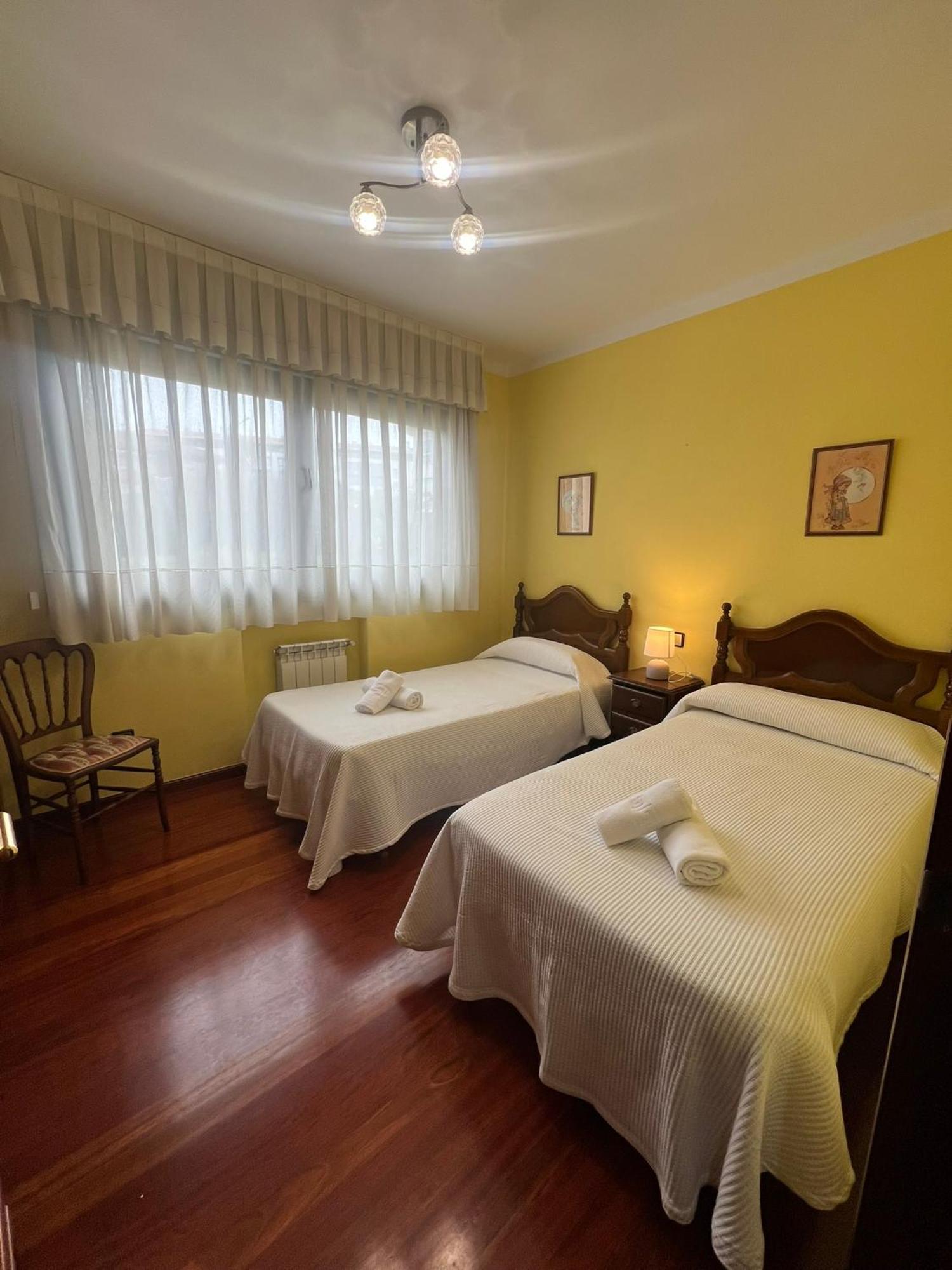 Gestiona2R- Casa Grande En El Centro De Llanes Villa Kültér fotó